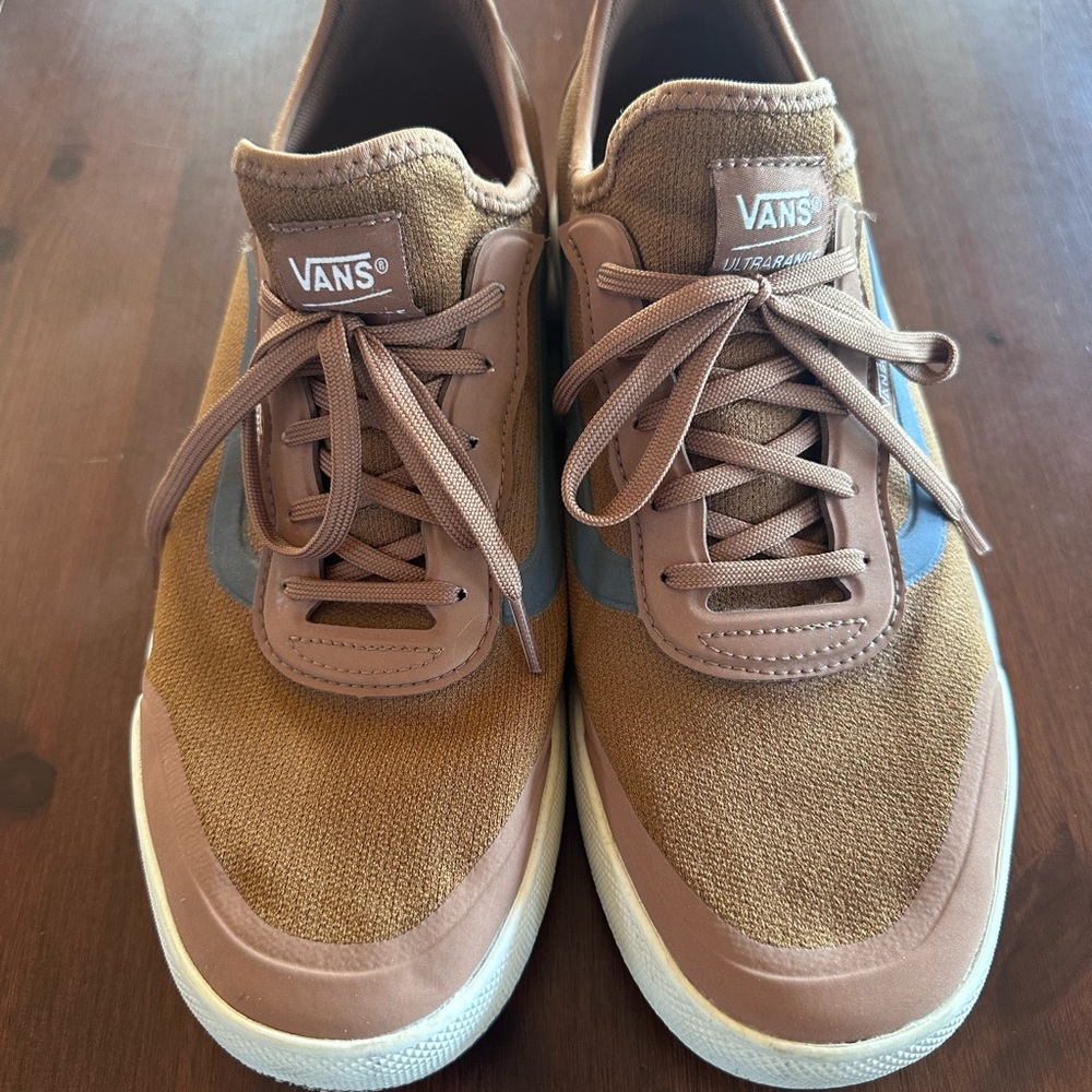 Vans Men's Tan and Blue Sneakers